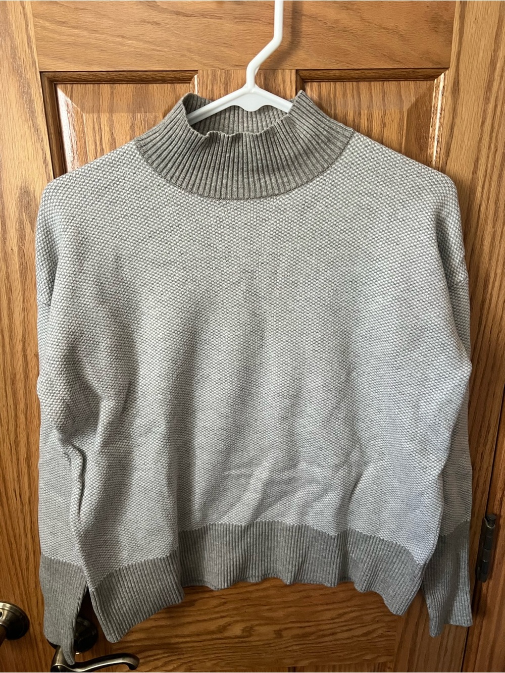 Sz M Rachel Zoe Gray Ribbed Mock Neck Sweater